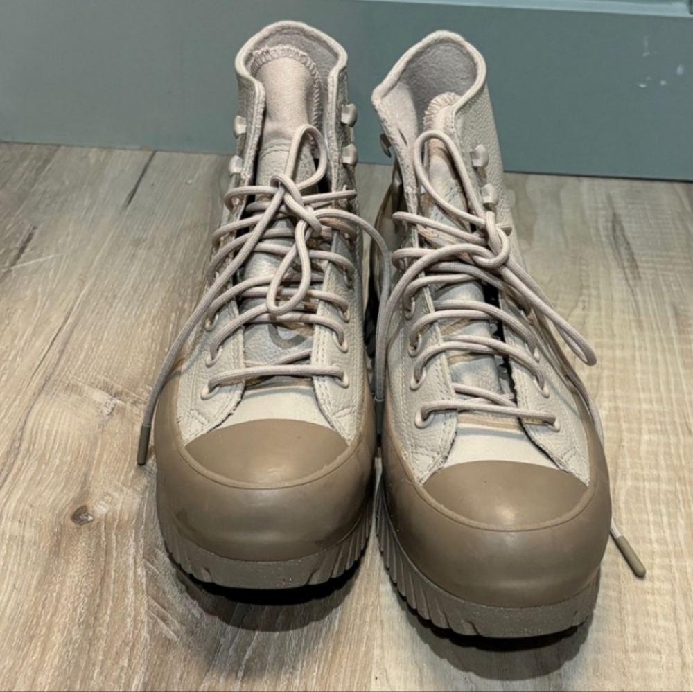 Leather converse shoes - Picture 6 of 11